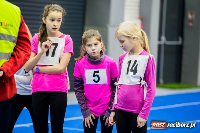 Zdjęcie w galerii na portalu naszraciborz.pl: Lekkoatletyczne halowe mistrzostwa Śląska w ZSOMS wiadomości z regionu