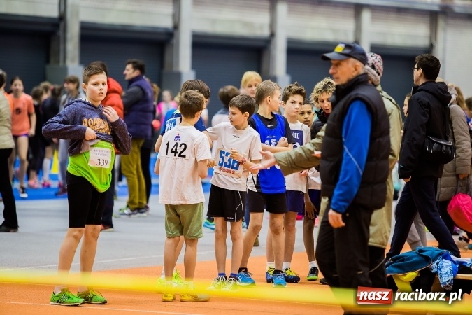 Zdjęcie w galerii na portalu naszraciborz.pl: Lekkoatletyczne halowe mistrzostwa Śląska w ZSOMS wiadomości z regionu