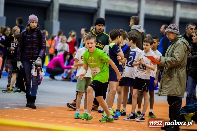 Zdjęcie w galerii na portalu naszraciborz.pl: Lekkoatletyczne halowe mistrzostwa Śląska w ZSOMS wiadomości z regionu