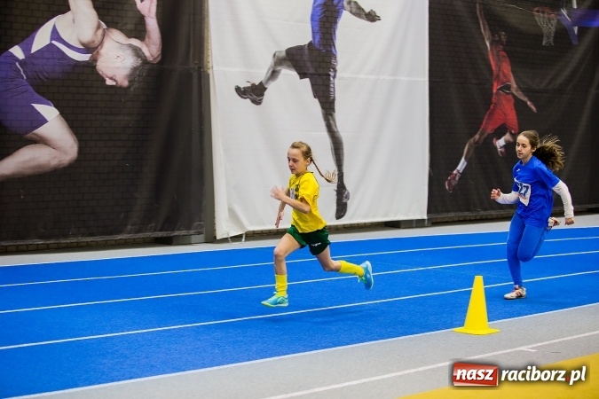 Zdjęcie w galerii na portalu naszraciborz.pl: Lekkoatletyczne halowe mistrzostwa Śląska w ZSOMS wiadomości z regionu