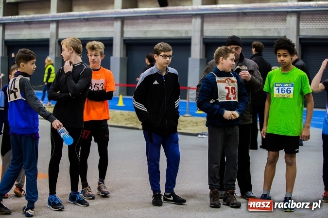 Zdjęcie w galerii na portalu naszraciborz.pl: Lekkoatletyczne halowe mistrzostwa Śląska w ZSOMS wiadomości z regionu