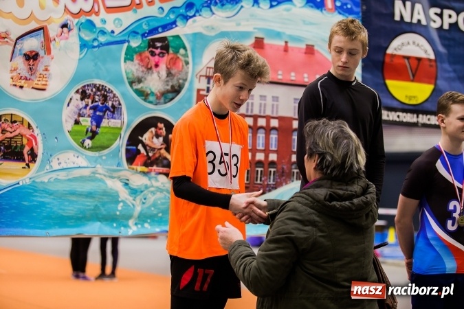 Zdjęcie w galerii na portalu naszraciborz.pl: Lekkoatletyczne halowe mistrzostwa Śląska w ZSOMS wiadomości z regionu