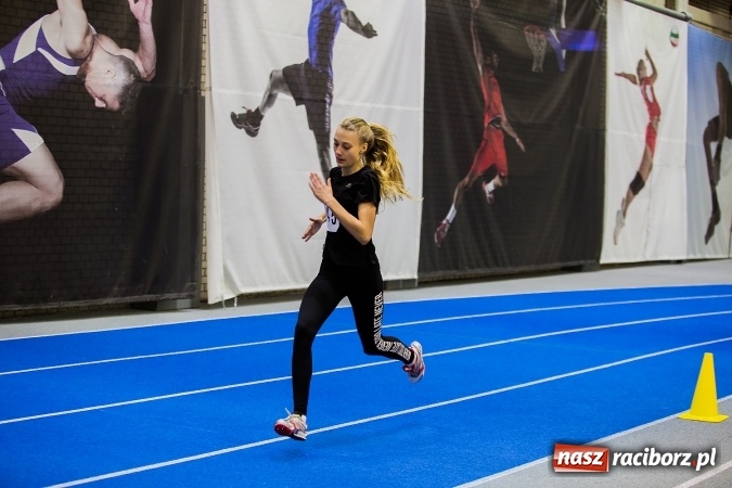Zdjęcie w galerii na portalu naszraciborz.pl: Lekkoatletyczne halowe mistrzostwa Śląska w ZSOMS wiadomości z regionu