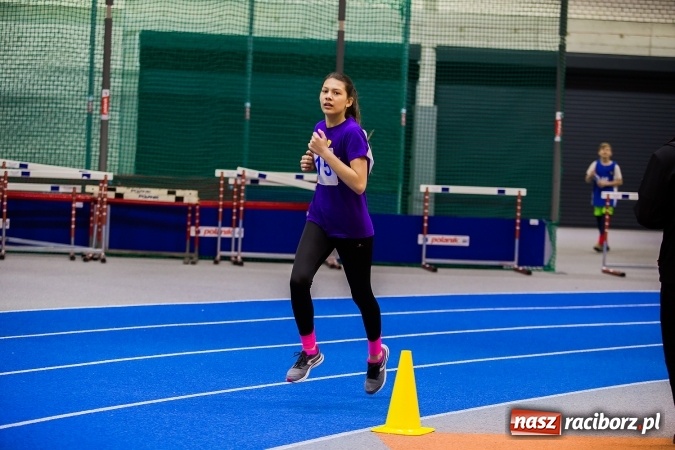 Zdjęcie w galerii na portalu naszraciborz.pl: Lekkoatletyczne halowe mistrzostwa Śląska w ZSOMS wiadomości z regionu