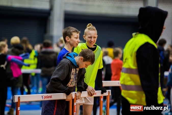 Zdjęcie w galerii na portalu naszraciborz.pl: Lekkoatletyczne halowe mistrzostwa Śląska w ZSOMS wiadomości z regionu