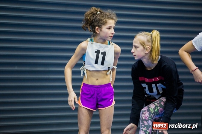 Zdjęcie w galerii na portalu naszraciborz.pl: Lekkoatletyczne halowe mistrzostwa Śląska w ZSOMS wiadomości z regionu