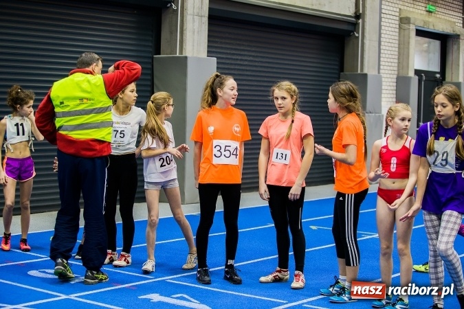Zdjęcie w galerii na portalu naszraciborz.pl: Lekkoatletyczne halowe mistrzostwa Śląska w ZSOMS wiadomości z regionu