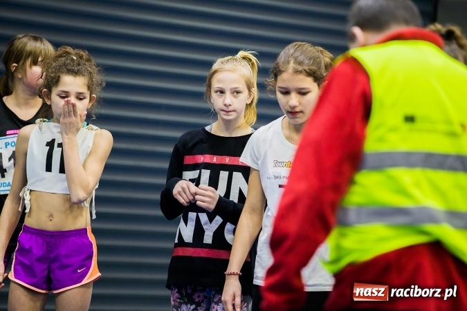 Zdjęcie w galerii na portalu naszraciborz.pl: Lekkoatletyczne halowe mistrzostwa Śląska w ZSOMS wiadomości z regionu