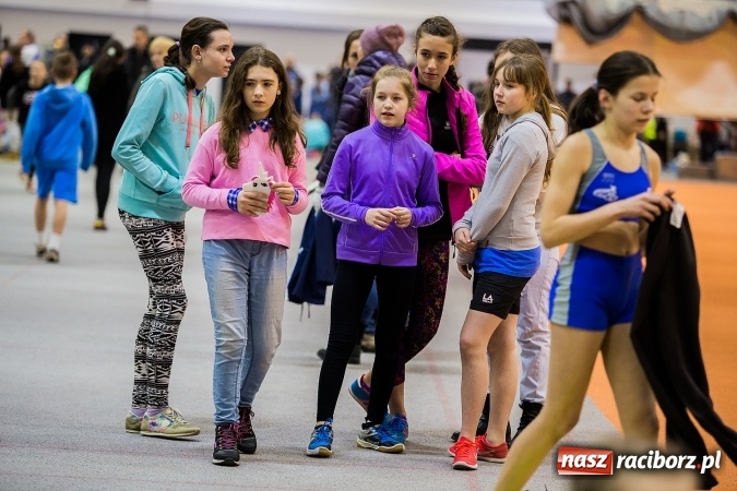 Zdjęcie w galerii na portalu naszraciborz.pl: Lekkoatletyczne halowe mistrzostwa Śląska w ZSOMS wiadomości z regionu