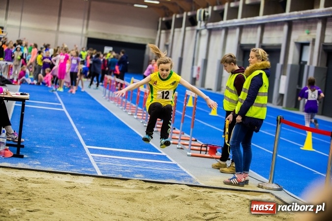 Zdjęcie w galerii na portalu naszraciborz.pl: Lekkoatletyczne halowe mistrzostwa Śląska w ZSOMS wiadomości z regionu