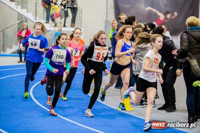 Zdjęcie w galerii na portalu naszraciborz.pl: Lekkoatletyczne halowe mistrzostwa Śląska w ZSOMS wiadomości z regionu