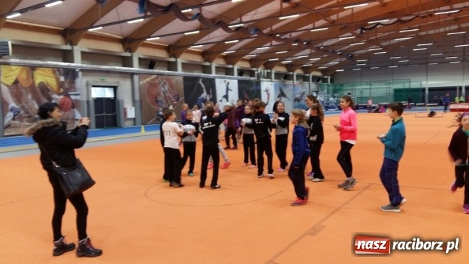 Zdjęcie w galerii na portalu naszraciborz.pl: Lekkoatletyczne halowe mistrzostwa Śląska w ZSOMS wiadomości z regionu