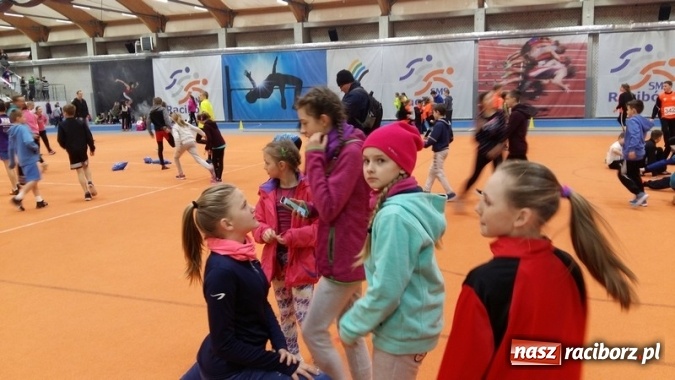 Zdjęcie w galerii na portalu naszraciborz.pl: Lekkoatletyczne halowe mistrzostwa Śląska w ZSOMS wiadomości z regionu