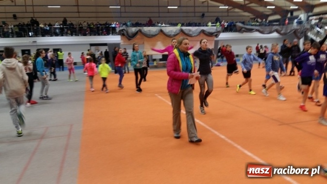 Zdjęcie w galerii na portalu naszraciborz.pl: Lekkoatletyczne halowe mistrzostwa Śląska w ZSOMS wiadomości z regionu