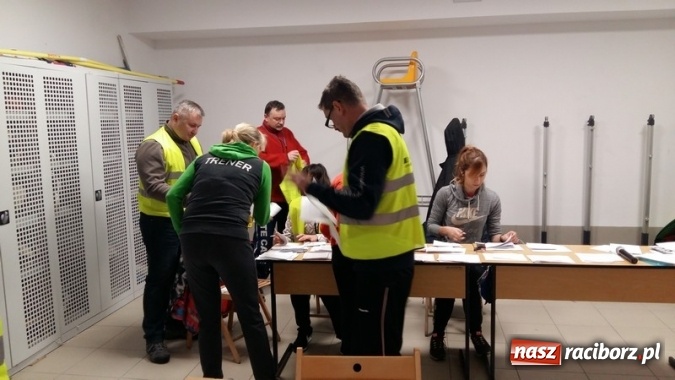 Zdjęcie w galerii na portalu naszraciborz.pl: Lekkoatletyczne halowe mistrzostwa Śląska w ZSOMS wiadomości z regionu