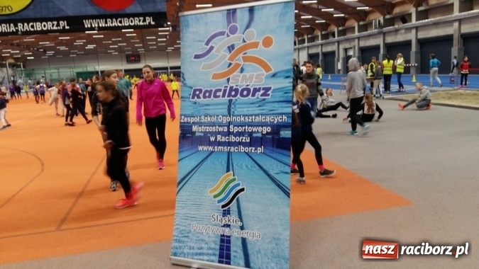 Zdjęcie w galerii na portalu naszraciborz.pl: Lekkoatletyczne halowe mistrzostwa Śląska w ZSOMS wiadomości z regionu