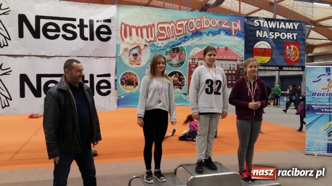 Zdjęcie w galerii na portalu naszraciborz.pl: Lekkoatletyczne halowe mistrzostwa Śląska w ZSOMS wiadomości z regionu