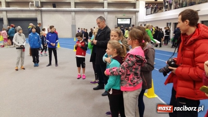 Zdjęcie w galerii na portalu naszraciborz.pl: Lekkoatletyczne halowe mistrzostwa Śląska w ZSOMS wiadomości z regionu