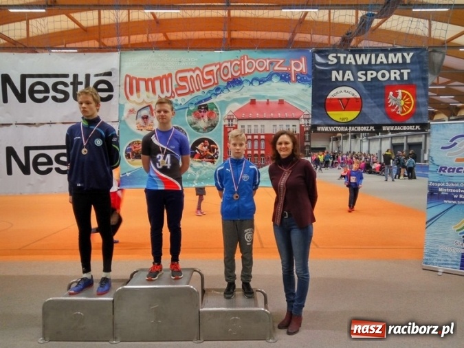 Zdjęcie w galerii na portalu naszraciborz.pl: Lekkoatletyczne halowe mistrzostwa Śląska w ZSOMS wiadomości z regionu