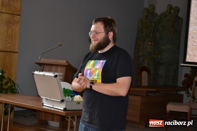 Zdjęcie w galerii na portalu naszraciborz.pl: Fraktale są wśród nas. Kolejny wykład Uniwersytetu Dziecięcego w Krzyżanowicach wiadomości z regionu