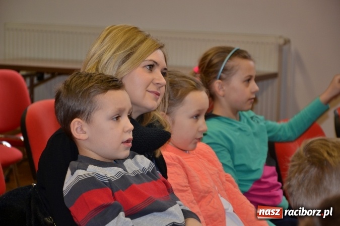 Zdjęcie w galerii na portalu naszraciborz.pl: Fraktale są wśród nas. Kolejny wykład Uniwersytetu Dziecięcego w Krzyżanowicach wiadomości z regionu