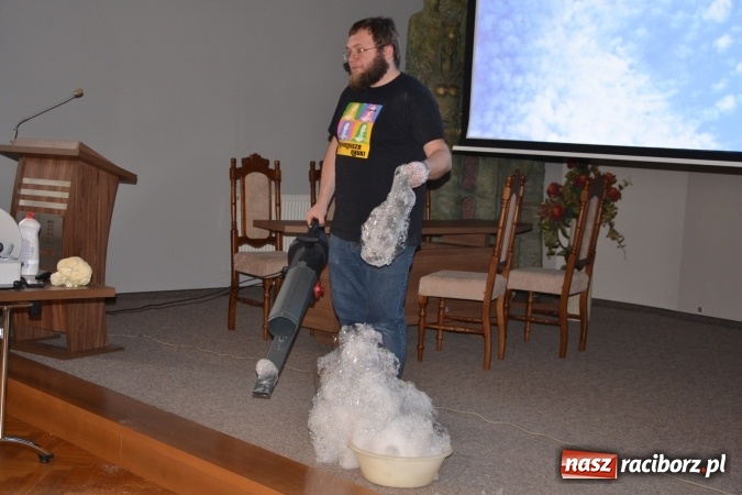 Zdjęcie w galerii na portalu naszraciborz.pl: Fraktale są wśród nas. Kolejny wykład Uniwersytetu Dziecięcego w Krzyżanowicach wiadomości z regionu