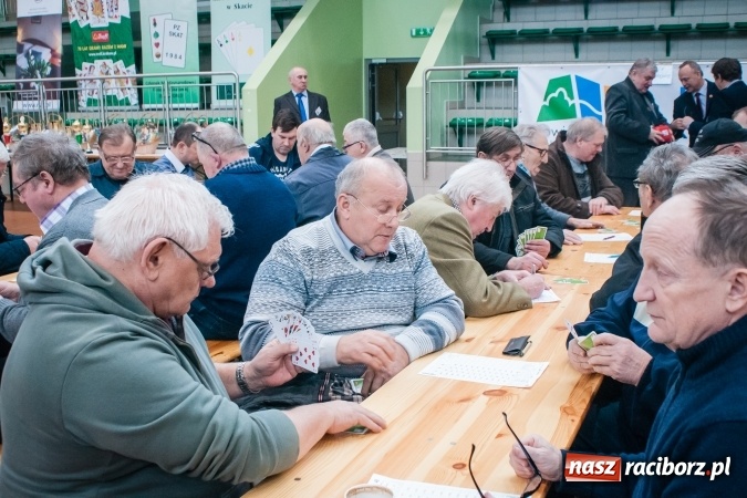 Zdjęcie w galerii na portalu naszraciborz.pl: Turniej Skata o Puchar Prezydenta Raciborza w Arenie Rafako wiadomości z regionu