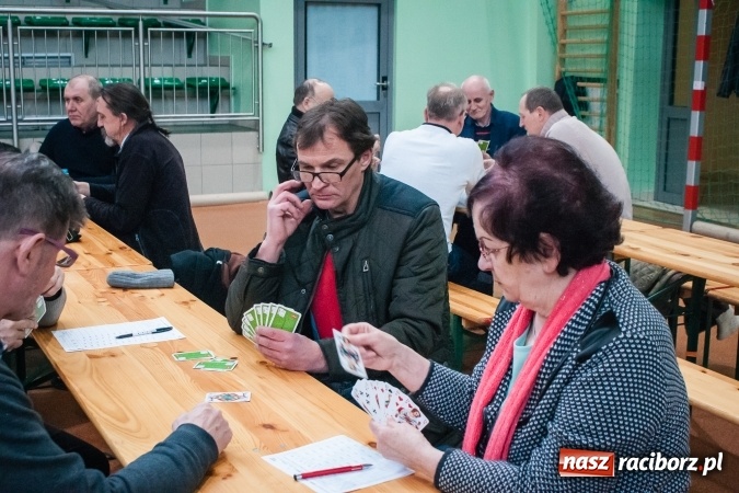 Zdjęcie w galerii na portalu naszraciborz.pl: Turniej Skata o Puchar Prezydenta Raciborza w Arenie Rafako wiadomości z regionu