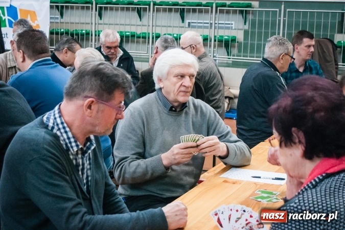 Zdjęcie w galerii na portalu naszraciborz.pl: Turniej Skata o Puchar Prezydenta Raciborza w Arenie Rafako wiadomości z regionu
