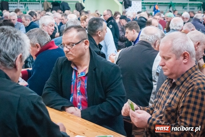 Zdjęcie w galerii na portalu naszraciborz.pl: Turniej Skata o Puchar Prezydenta Raciborza w Arenie Rafako wiadomości z regionu