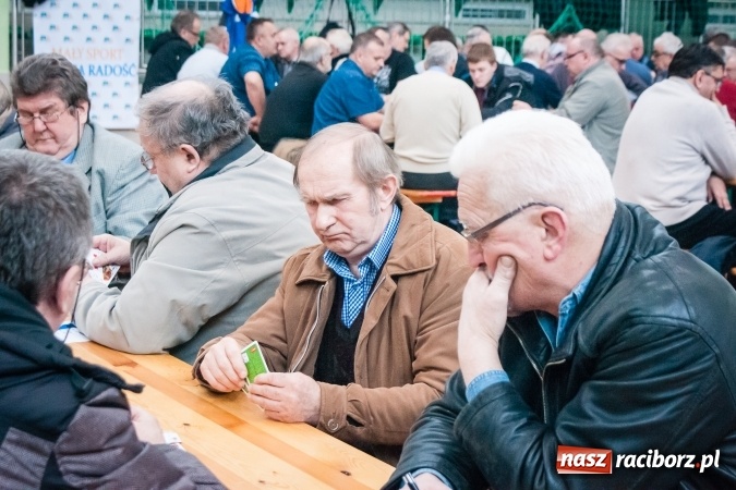 Zdjęcie w galerii na portalu naszraciborz.pl: Turniej Skata o Puchar Prezydenta Raciborza w Arenie Rafako wiadomości z regionu