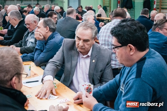 Zdjęcie w galerii na portalu naszraciborz.pl: Turniej Skata o Puchar Prezydenta Raciborza w Arenie Rafako wiadomości z regionu