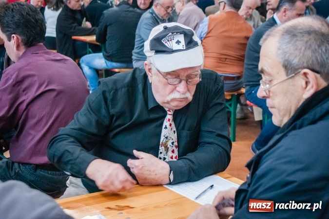 Zdjęcie w galerii na portalu naszraciborz.pl: Turniej Skata o Puchar Prezydenta Raciborza w Arenie Rafako wiadomości z regionu