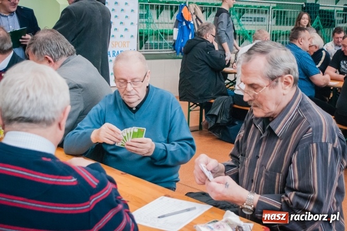 Zdjęcie w galerii na portalu naszraciborz.pl: Turniej Skata o Puchar Prezydenta Raciborza w Arenie Rafako wiadomości z regionu