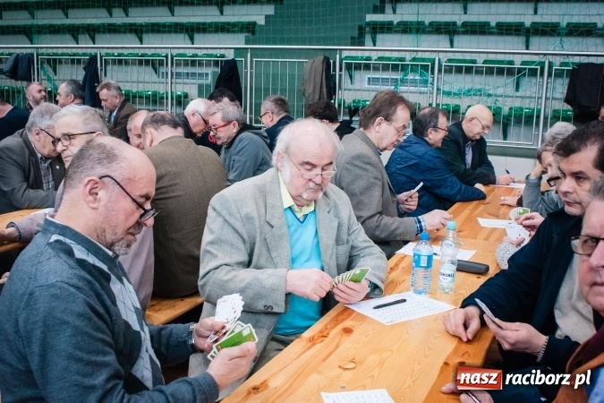 Zdjęcie w galerii na portalu naszraciborz.pl: Turniej Skata o Puchar Prezydenta Raciborza w Arenie Rafako wiadomości z regionu