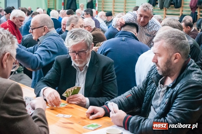 Zdjęcie w galerii na portalu naszraciborz.pl: Turniej Skata o Puchar Prezydenta Raciborza w Arenie Rafako wiadomości z regionu