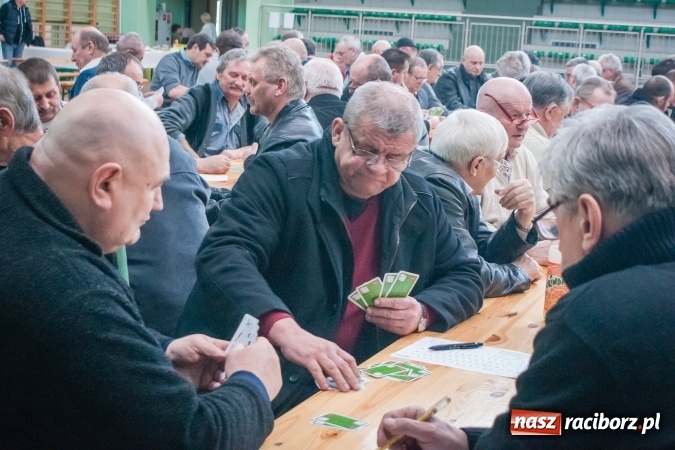 Zdjęcie w galerii na portalu naszraciborz.pl: Turniej Skata o Puchar Prezydenta Raciborza w Arenie Rafako wiadomości z regionu