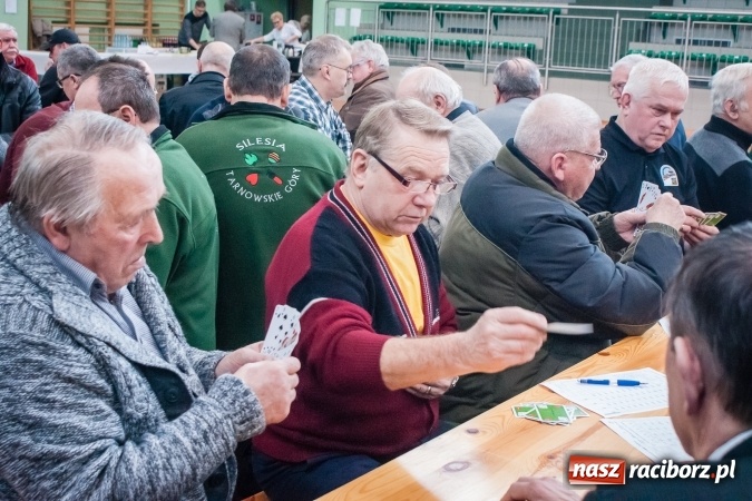 Zdjęcie w galerii na portalu naszraciborz.pl: Turniej Skata o Puchar Prezydenta Raciborza w Arenie Rafako wiadomości z regionu