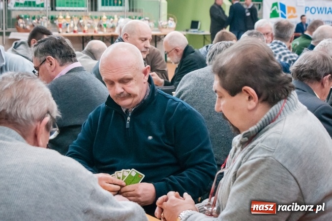 Zdjęcie w galerii na portalu naszraciborz.pl: Turniej Skata o Puchar Prezydenta Raciborza w Arenie Rafako wiadomości z regionu