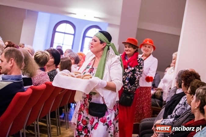 Zdjęcie w galerii na portalu naszraciborz.pl: Lwowska domówka na Zamku Piastowskim wiadomości z regionu