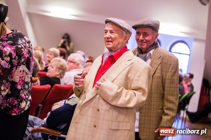 Zdjęcie w galerii na portalu naszraciborz.pl: Lwowska domówka na Zamku Piastowskim wiadomości z regionu