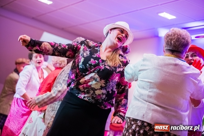 Zdjęcie w galerii na portalu naszraciborz.pl: Lwowska domówka na Zamku Piastowskim wiadomości z regionu