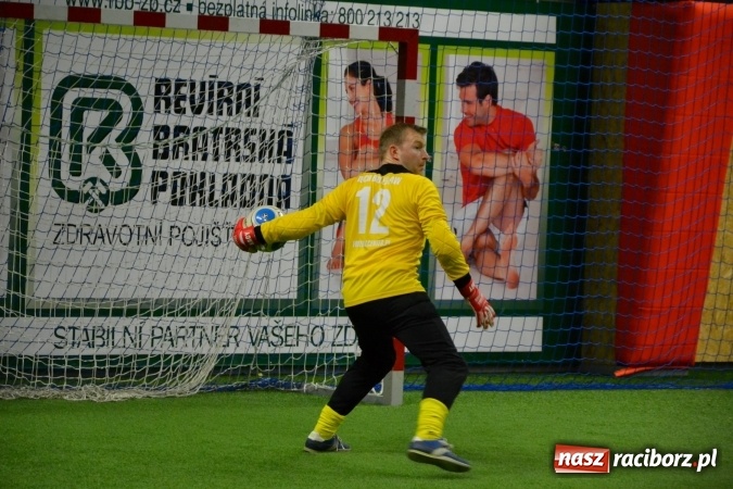 Zdjęcie w galerii na portalu naszraciborz.pl: III Halowy Turniej Piłki Nożnej o Puchar wójta Gminy. LKS Tworków zwycięski wiadomości z regionu