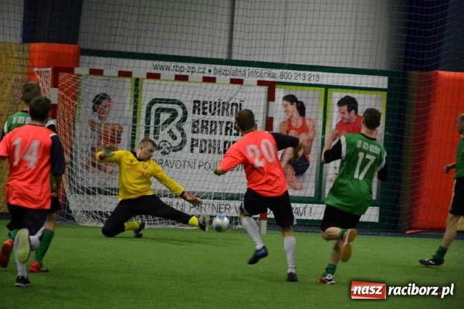 Zdjęcie w galerii na portalu naszraciborz.pl: III Halowy Turniej Piłki Nożnej o Puchar wójta Gminy. LKS Tworków zwycięski wiadomości z regionu