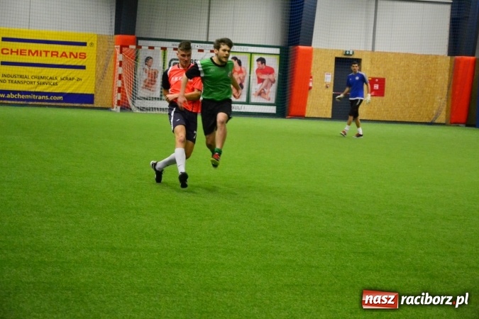 Zdjęcie w galerii na portalu naszraciborz.pl: III Halowy Turniej Piłki Nożnej o Puchar wójta Gminy. LKS Tworków zwycięski wiadomości z regionu