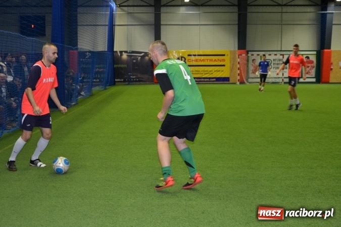 Zdjęcie w galerii na portalu naszraciborz.pl: III Halowy Turniej Piłki Nożnej o Puchar wójta Gminy. LKS Tworków zwycięski wiadomości z regionu