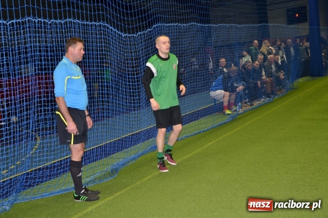 Zdjęcie w galerii na portalu naszraciborz.pl: III Halowy Turniej Piłki Nożnej o Puchar wójta Gminy. LKS Tworków zwycięski wiadomości z regionu