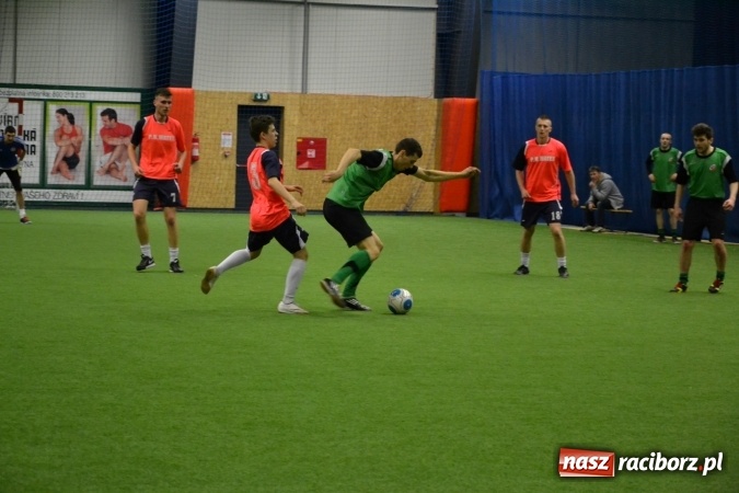 Zdjęcie w galerii na portalu naszraciborz.pl: III Halowy Turniej Piłki Nożnej o Puchar wójta Gminy. LKS Tworków zwycięski wiadomości z regionu