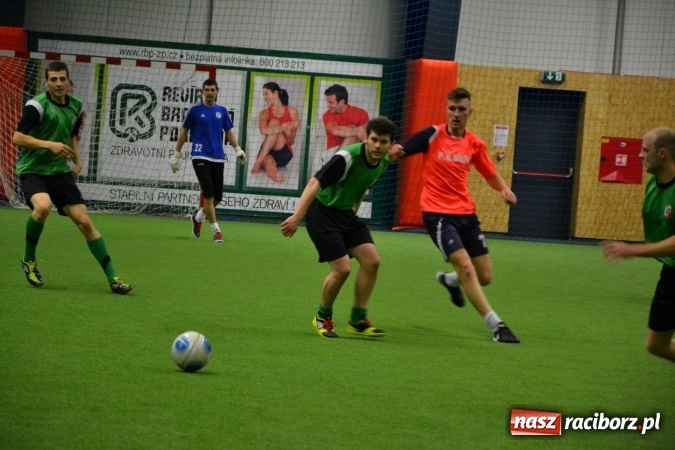 Zdjęcie w galerii na portalu naszraciborz.pl: III Halowy Turniej Piłki Nożnej o Puchar wójta Gminy. LKS Tworków zwycięski wiadomości z regionu