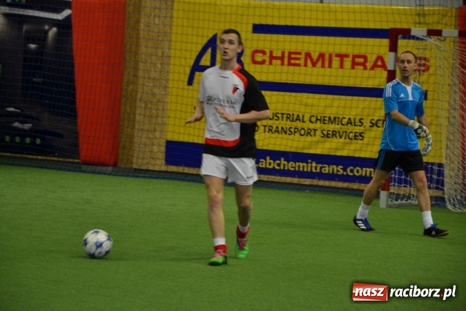 Zdjęcie w galerii na portalu naszraciborz.pl: III Halowy Turniej Piłki Nożnej o Puchar wójta Gminy. LKS Tworków zwycięski wiadomości z regionu